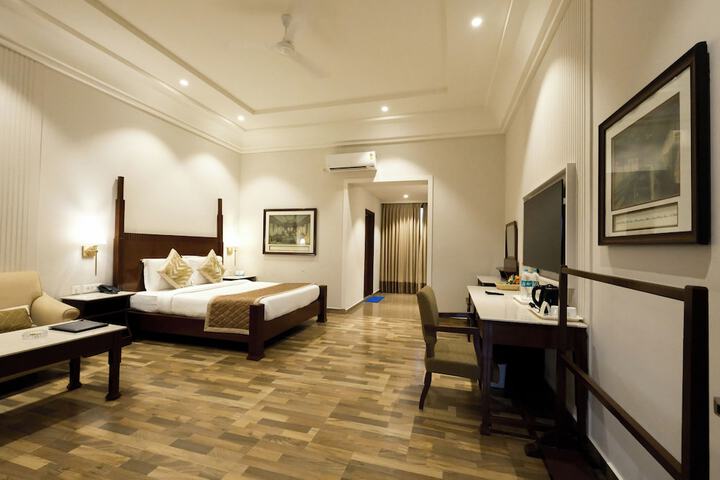 Room 14 of 70