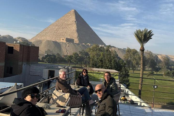 garden pyramid view