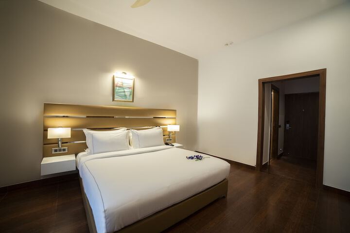 Room 4 of 54