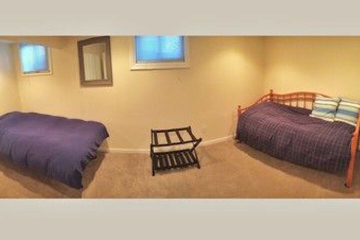Room 11 of 22