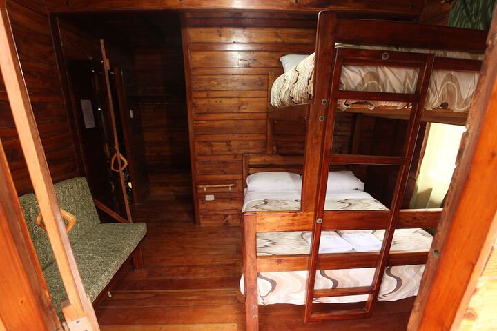 Room 20 of 160