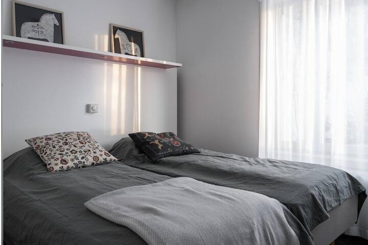 Room 141 of 865
