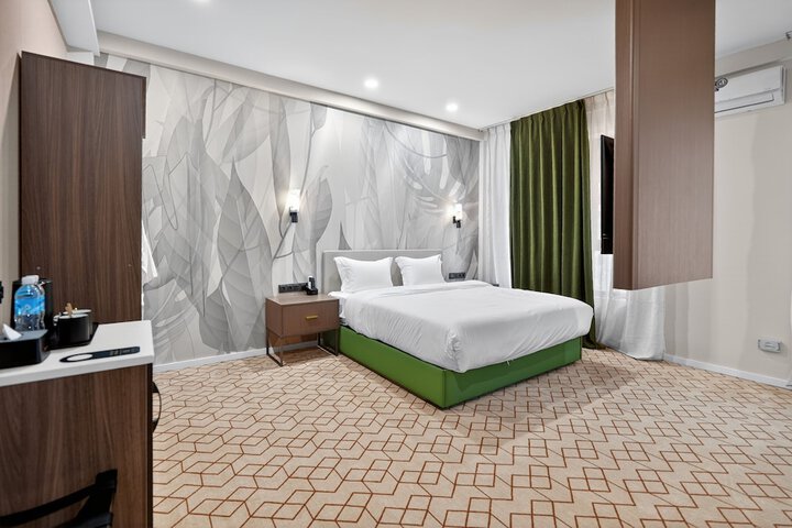 Room 15 of 31