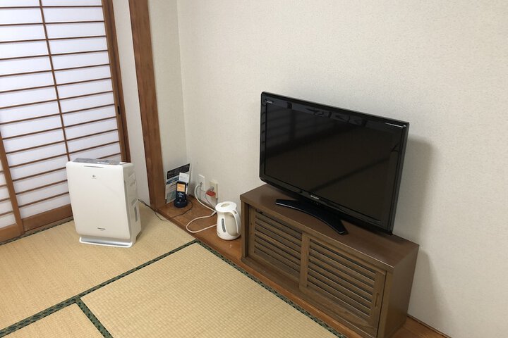 Room 50 of 160