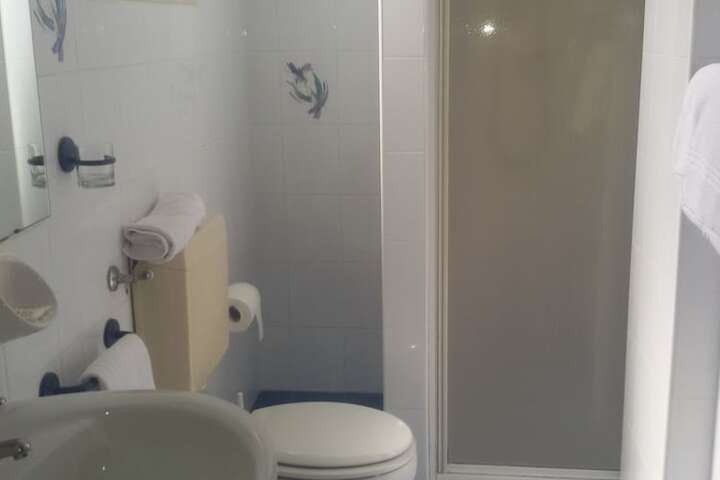 Room 12 of 13