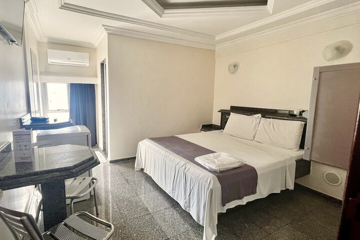Room 20 of 40