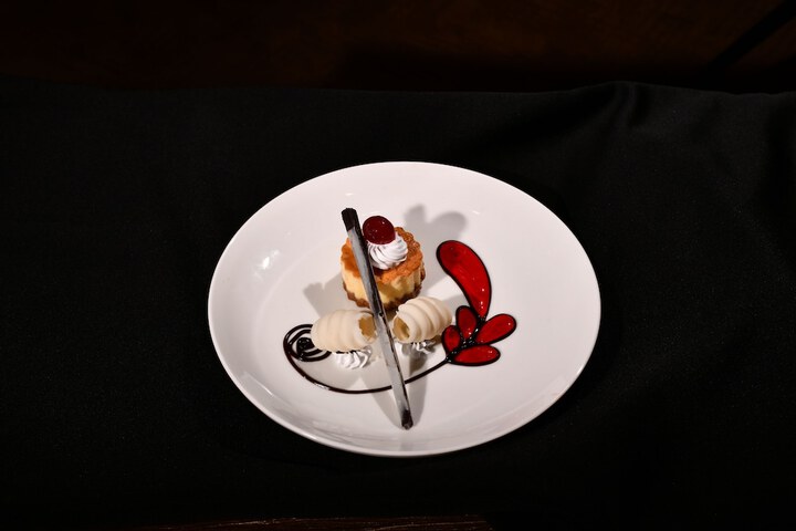 Dining 36 of 61