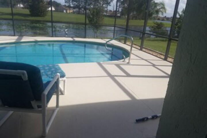 Pool 270 of 291