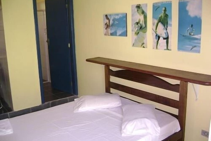 Room 10 of 31