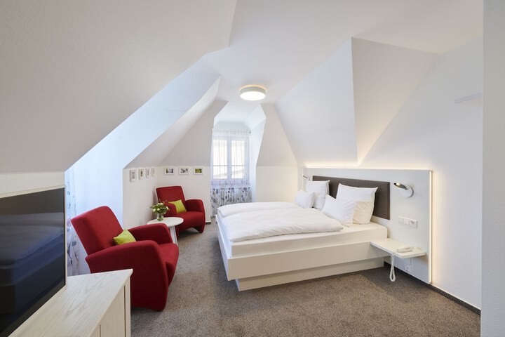 Room 29 of 65