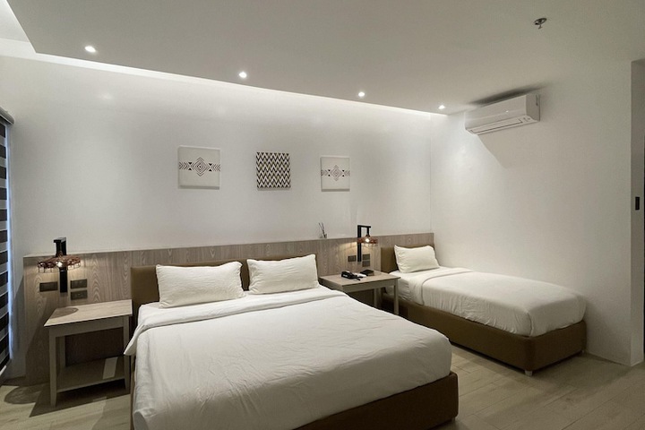 Room 26 of 72