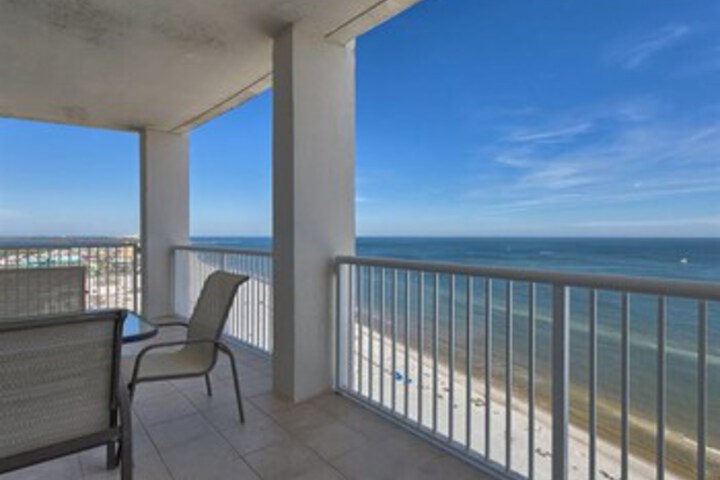 Terrace/Patio 9 of 136
