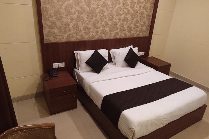 Room 15 of 41