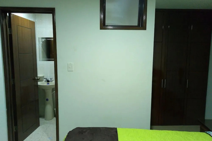 Room 3 of 11