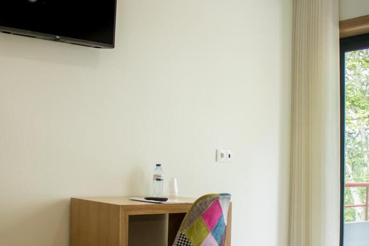 Room 33 of 95
