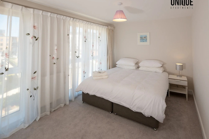 Room 3 of 12