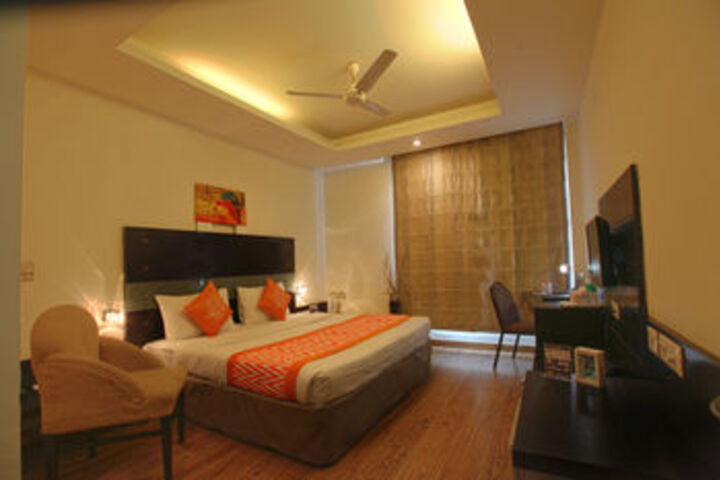 Room 40 of 64