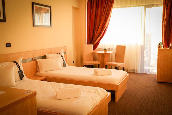 Room 26 of 79