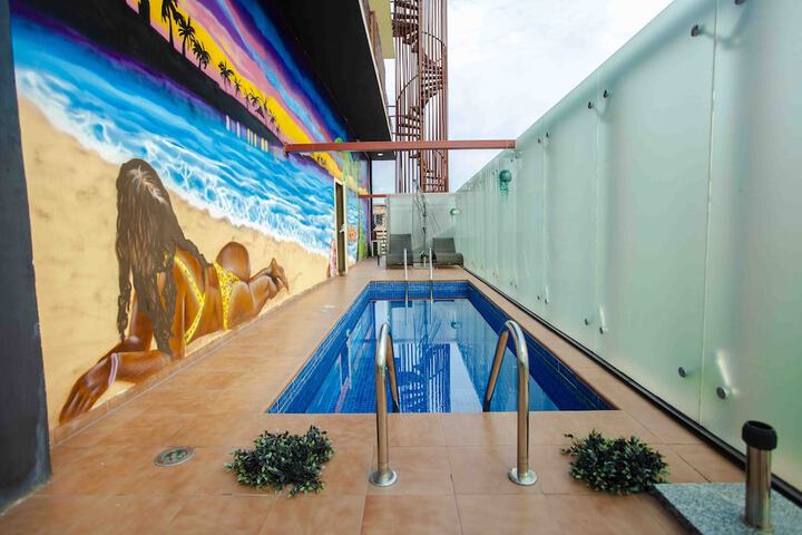 Pool 59 of 83