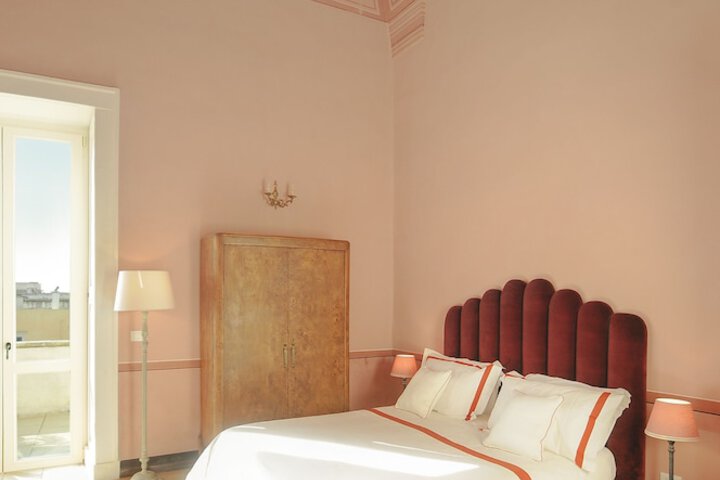 Room 14 of 181
