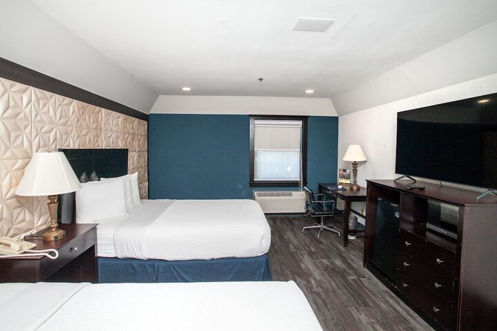 Room 55 of 175