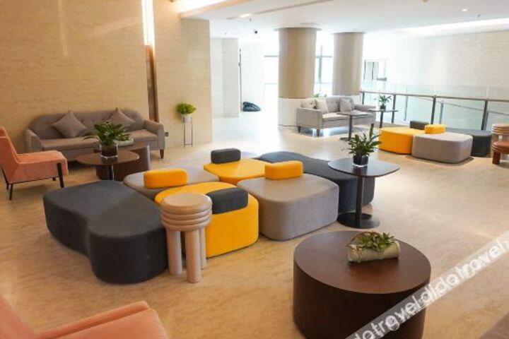 Hotel Interior 20 of 28