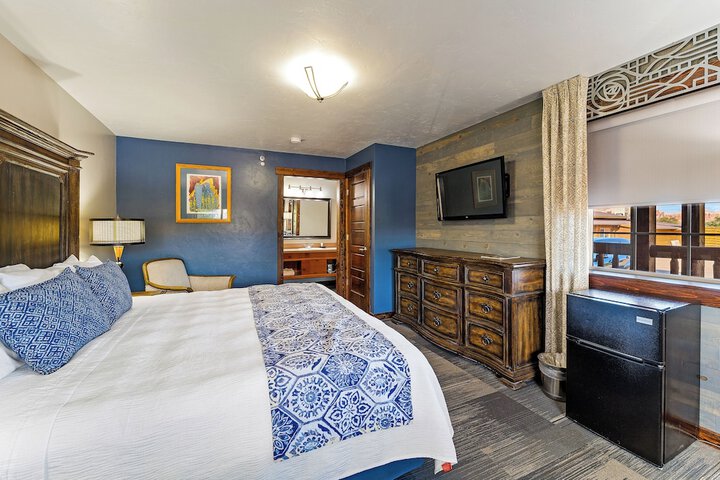 Room 20 of 82