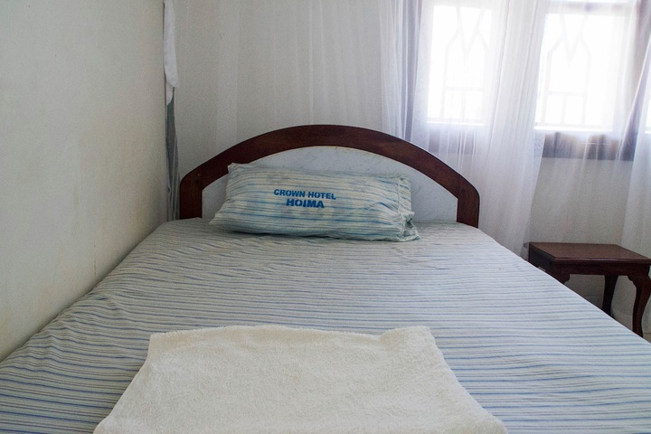Room 11 of 29