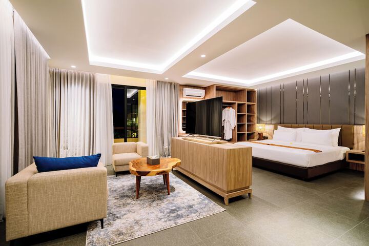 Room 21 of 61