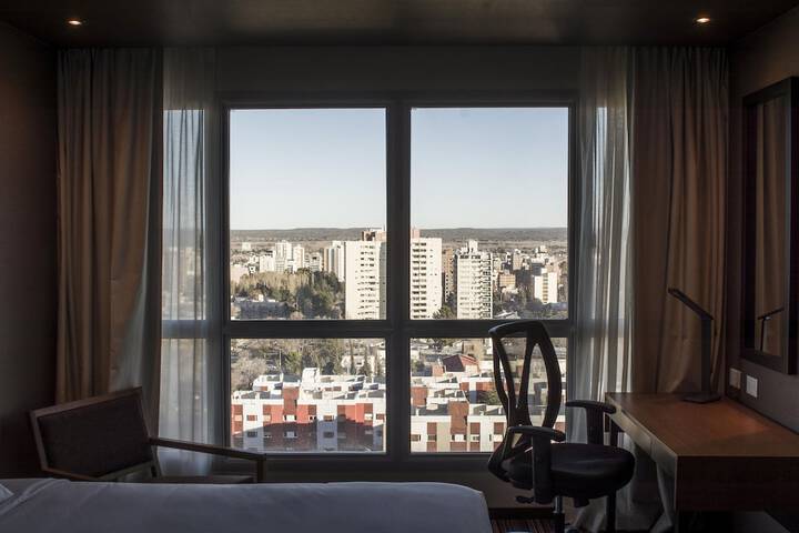 Room 27 of 49