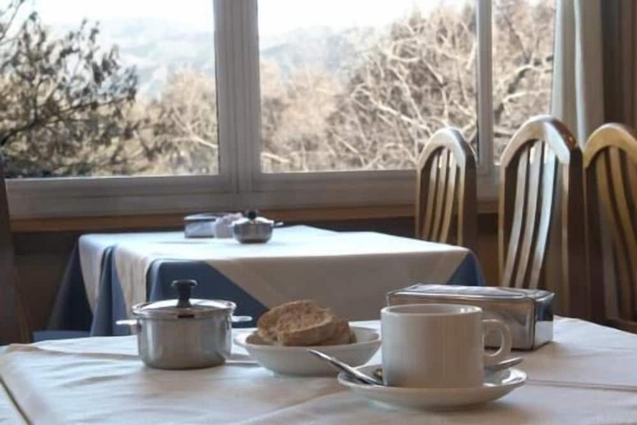 Breakfast/Coffee Service 33 of 43