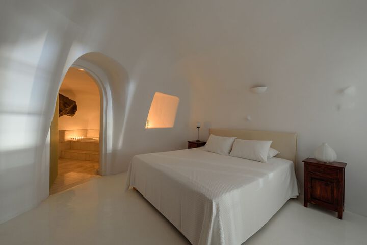 Room 5 of 28