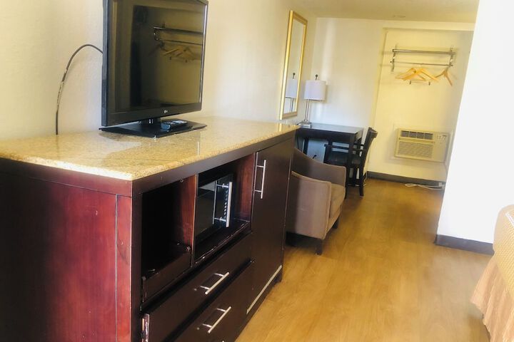 Room 22 of 52