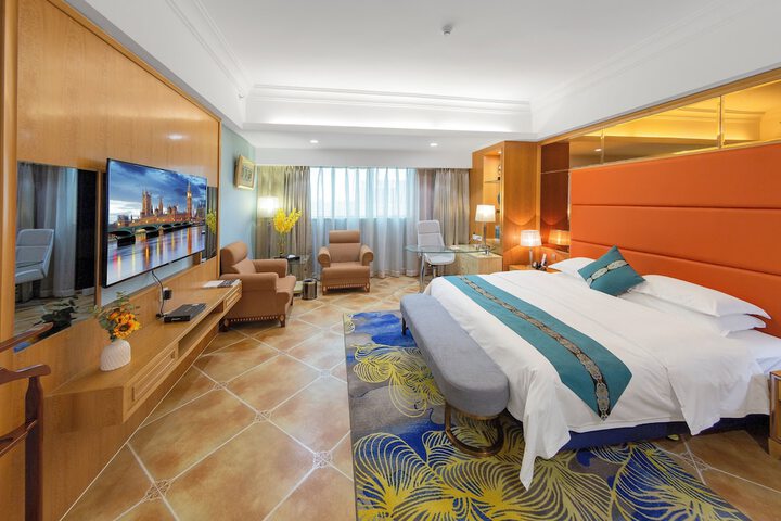 Room 15 of 44