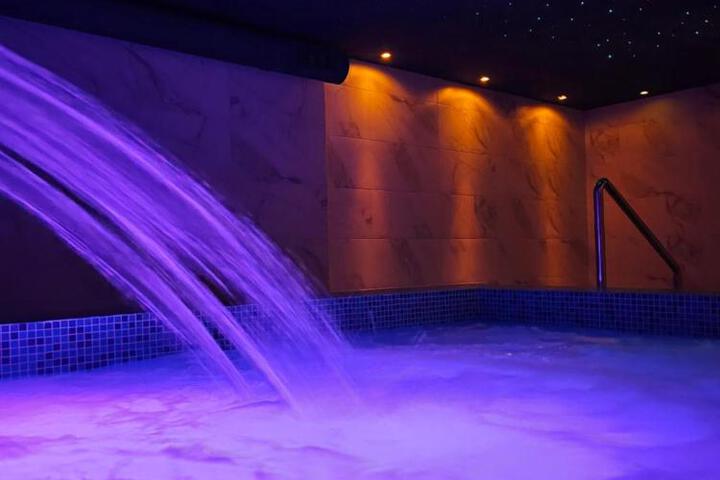 Exterior of Wellness & Spa Hotel Astorya