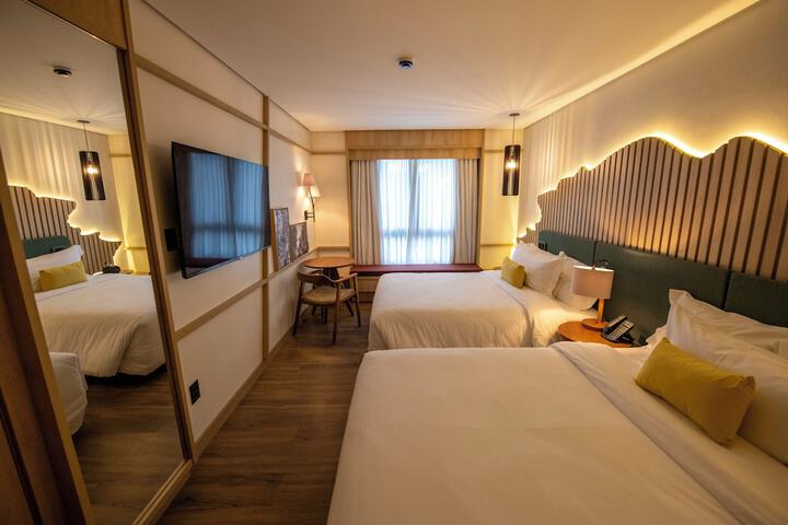 Room 10 of 51