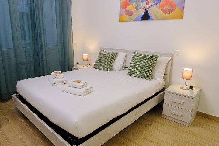 Room 4 of 31