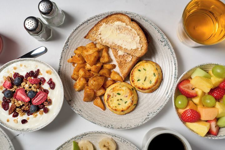 Breakfast/Coffee Service 10 of 10