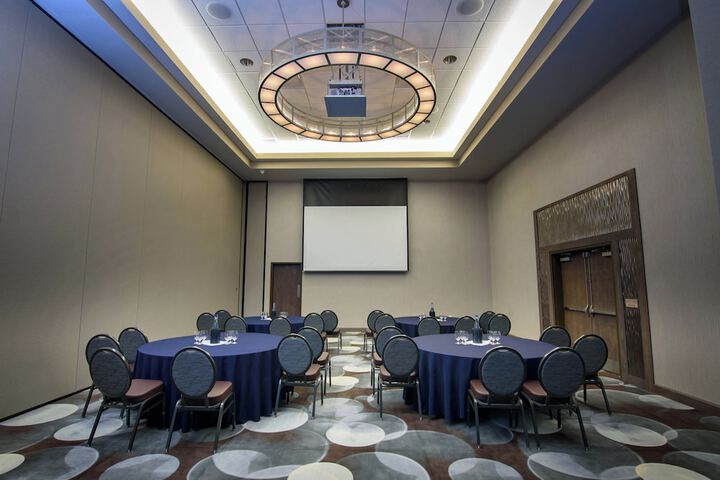 Meeting facility