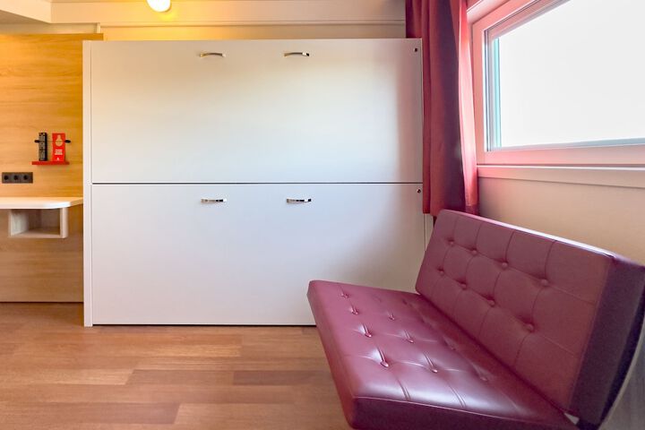 Room 18 of 45