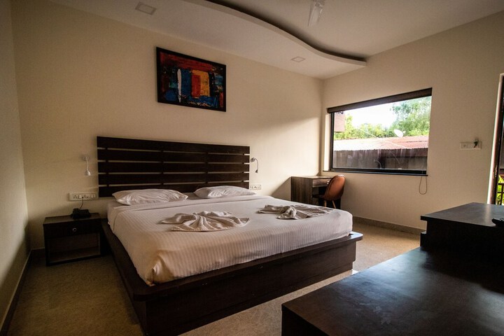 Room 14 of 53