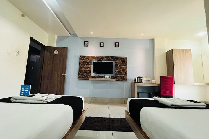 Room 19 of 84