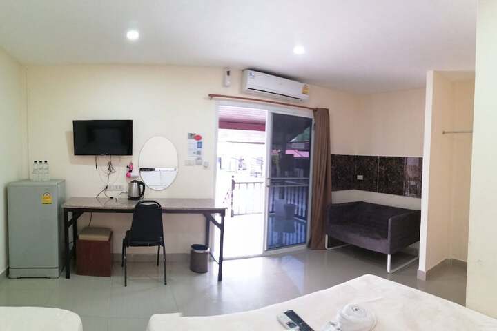 Room 47 of 97
