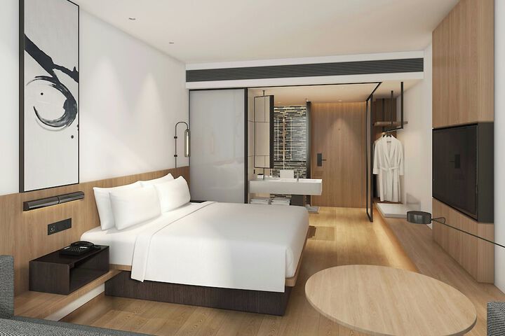 Room 8 of 31