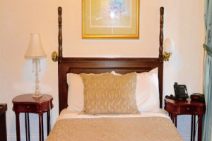Room 597 of 768