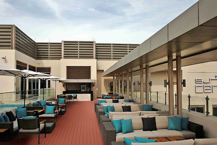 Sundeck 113 of 131