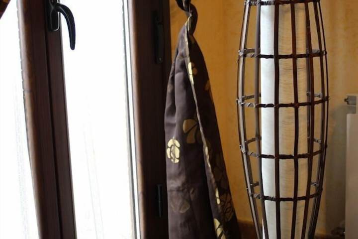Room 13 of 48