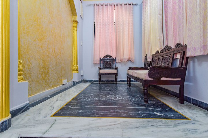 Hotel Interior 6 of 36