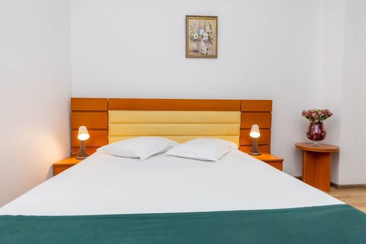 Room 15 of 29
