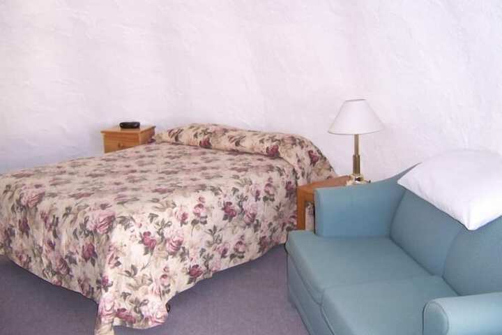 Room 16 of 75